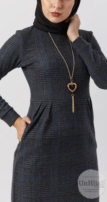 Abaya Longue Cintrée Bleu Marine – Image 2